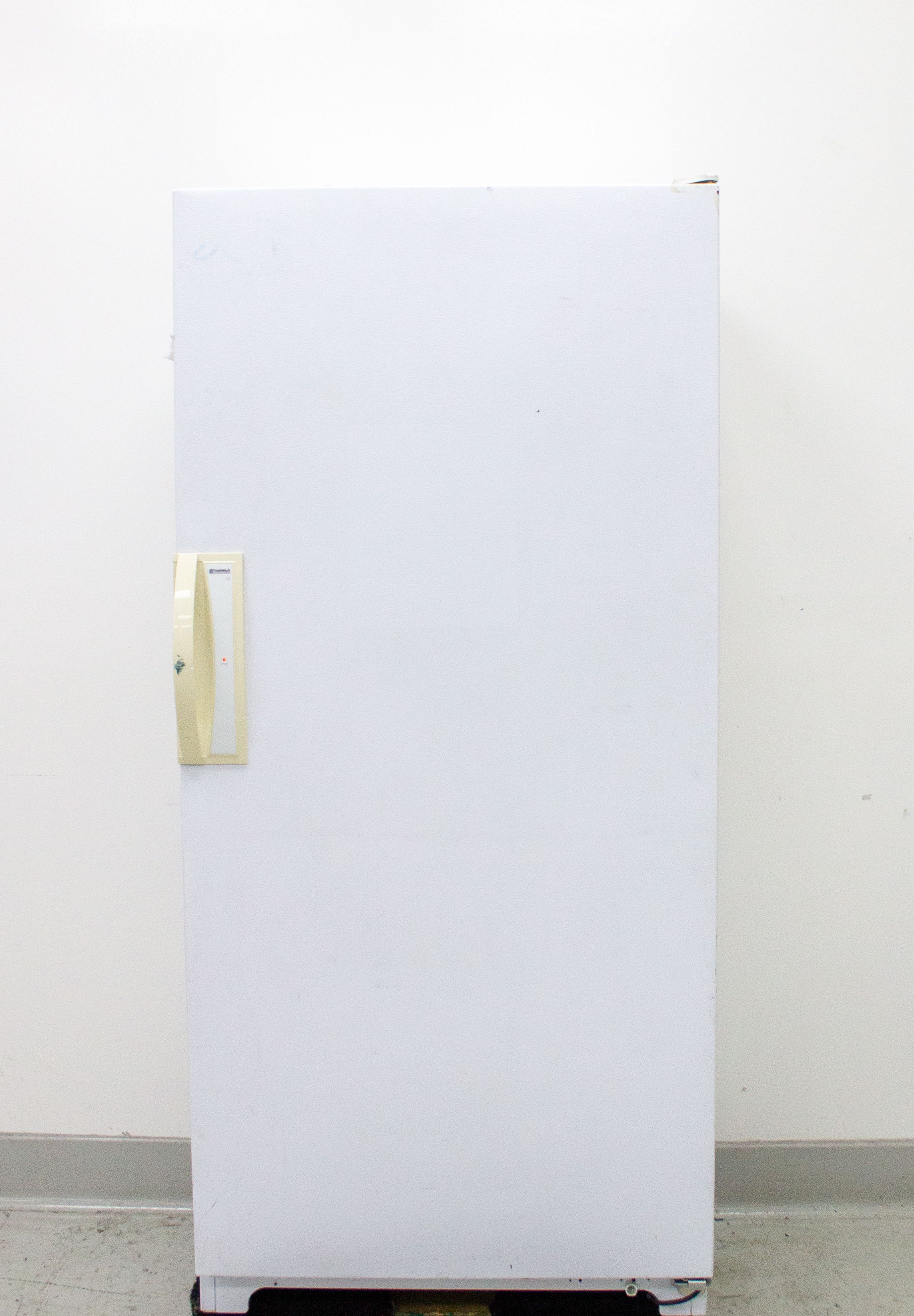 Kenmore 253.9261110 Upright Freezer Storage 4 Shelves 28F Dynamic