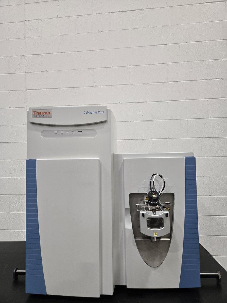 Thermo Q EXACTIVE HF Mass Spectrometer with Ultimate 3000 HPLC