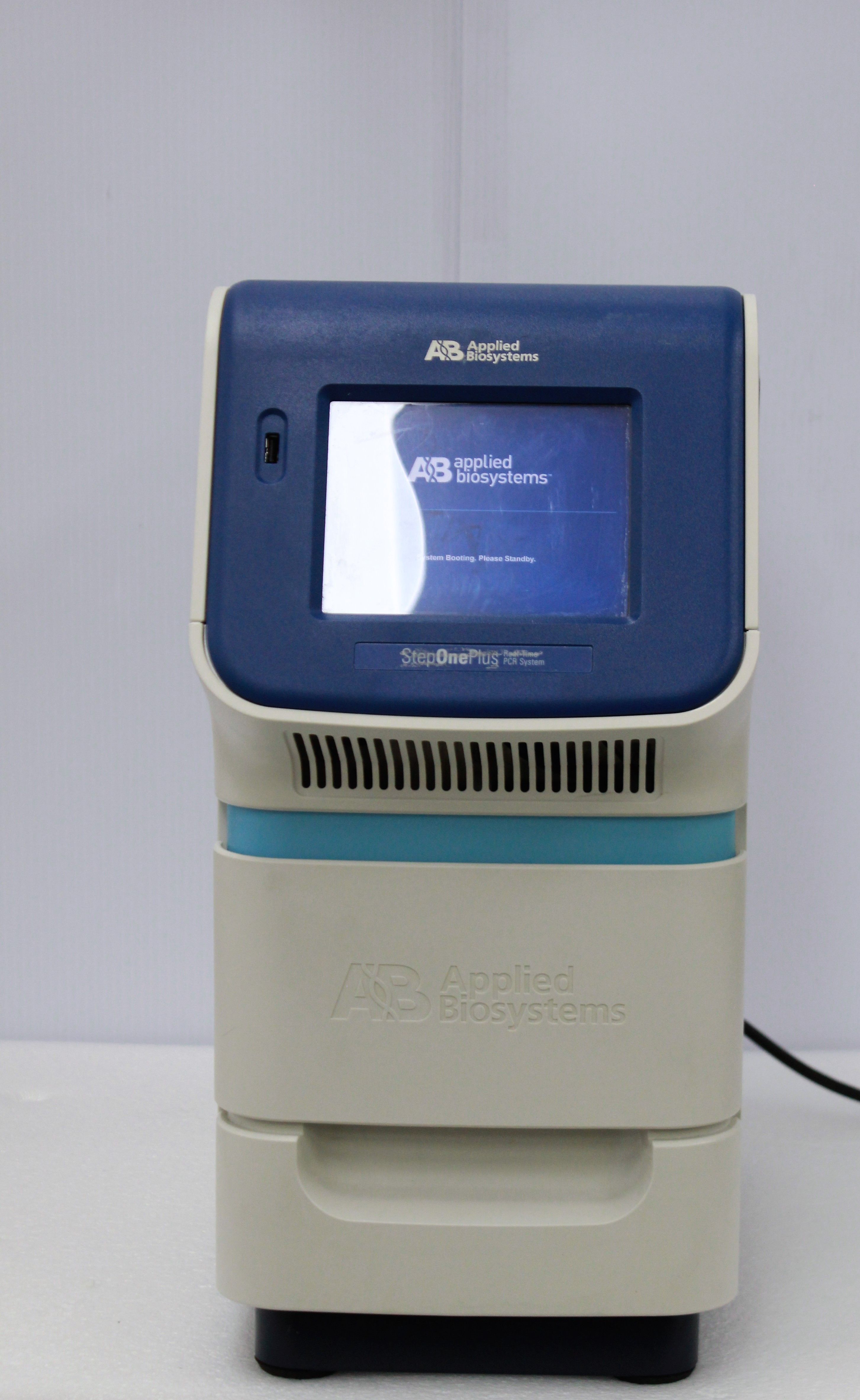 ABI StepOne Real-Time PCR System 48-Well for Genomic Research - 4-100C
