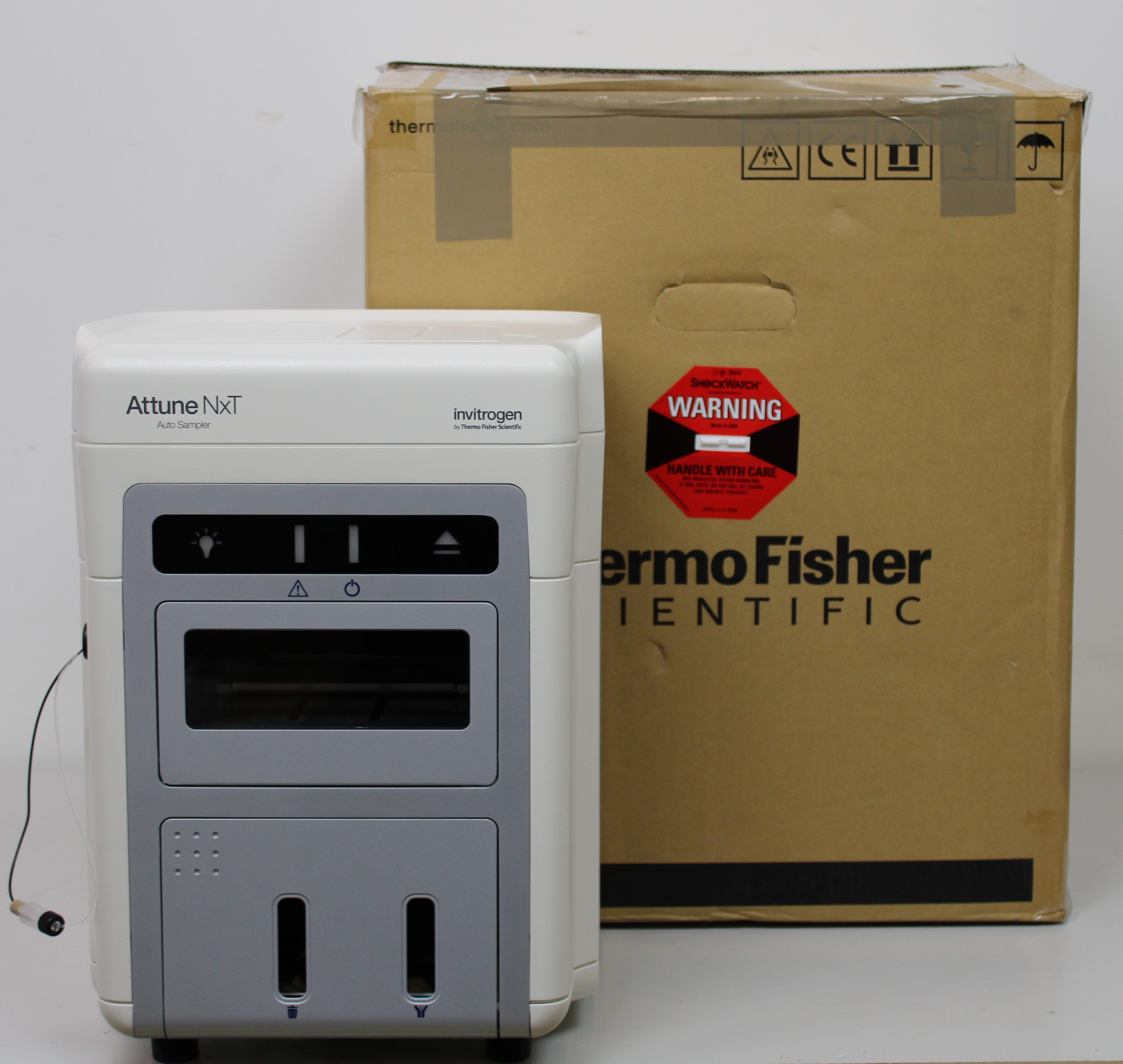 Thermo Scientific Attune Autosampler NxT Gen HPLC / FPLC / GC / CE Auto Sampler