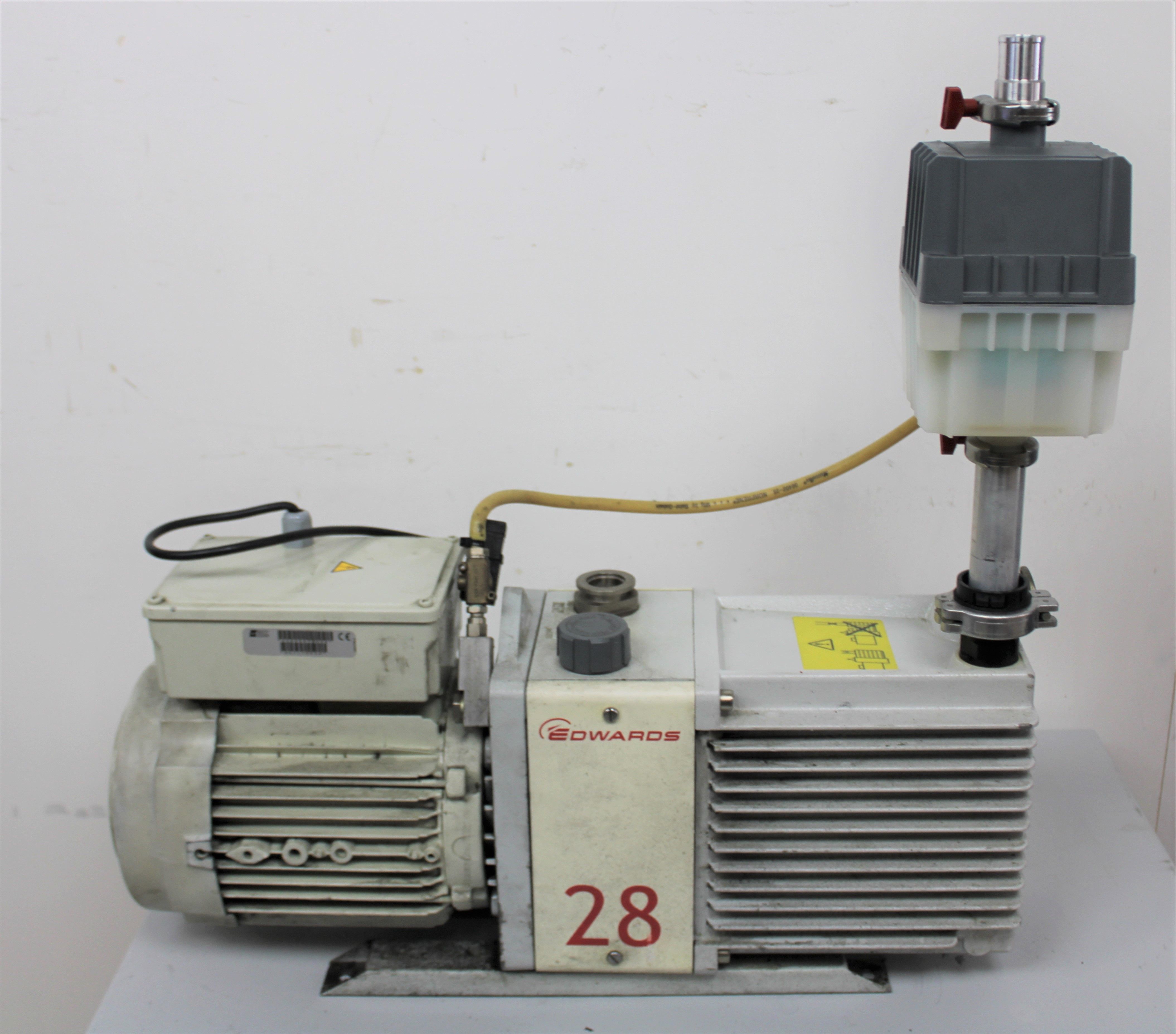 Edwards E2M28 Vacuum Pump Two Stage Rotary Oil-Sealed High Reliability