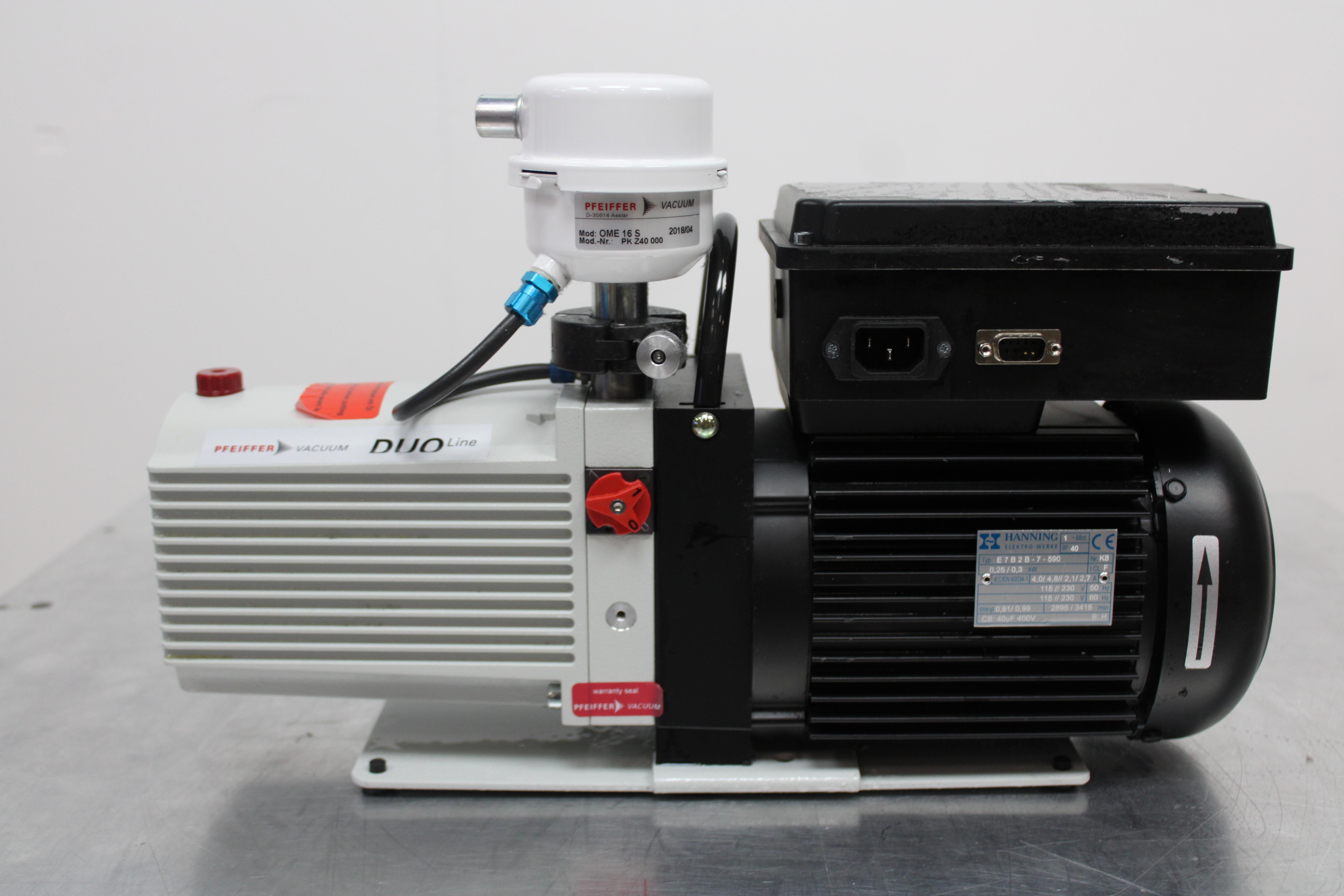 Pfeiffer DUO 11 Rotary Vane Vacuum Pump Vacuum Pump 9 m3/h 115-230V Germany
