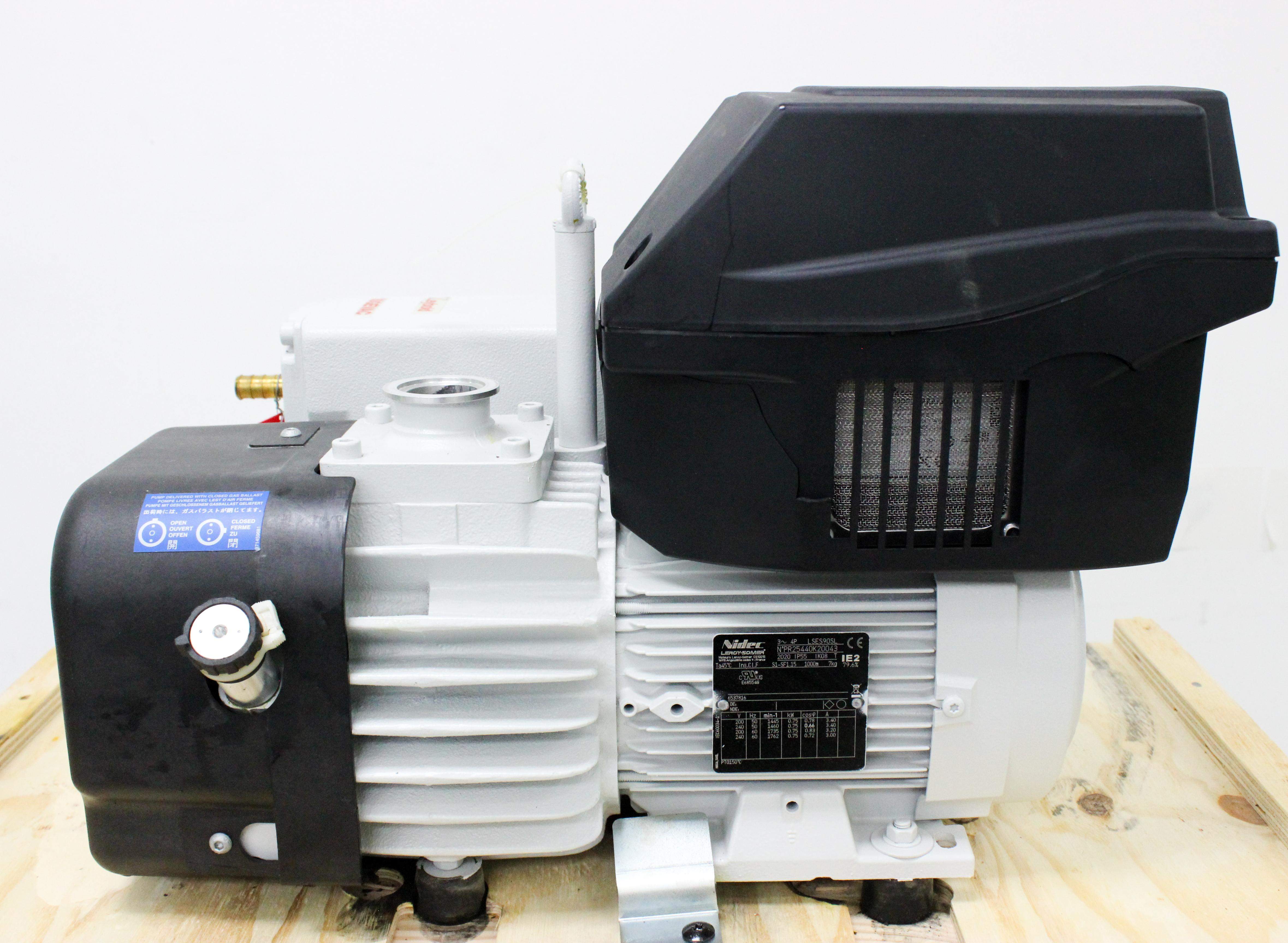 Leybold Sogevac SV65BIFC Vacuum Pump 220V 50/60Hz Lubrication Circuit Fair