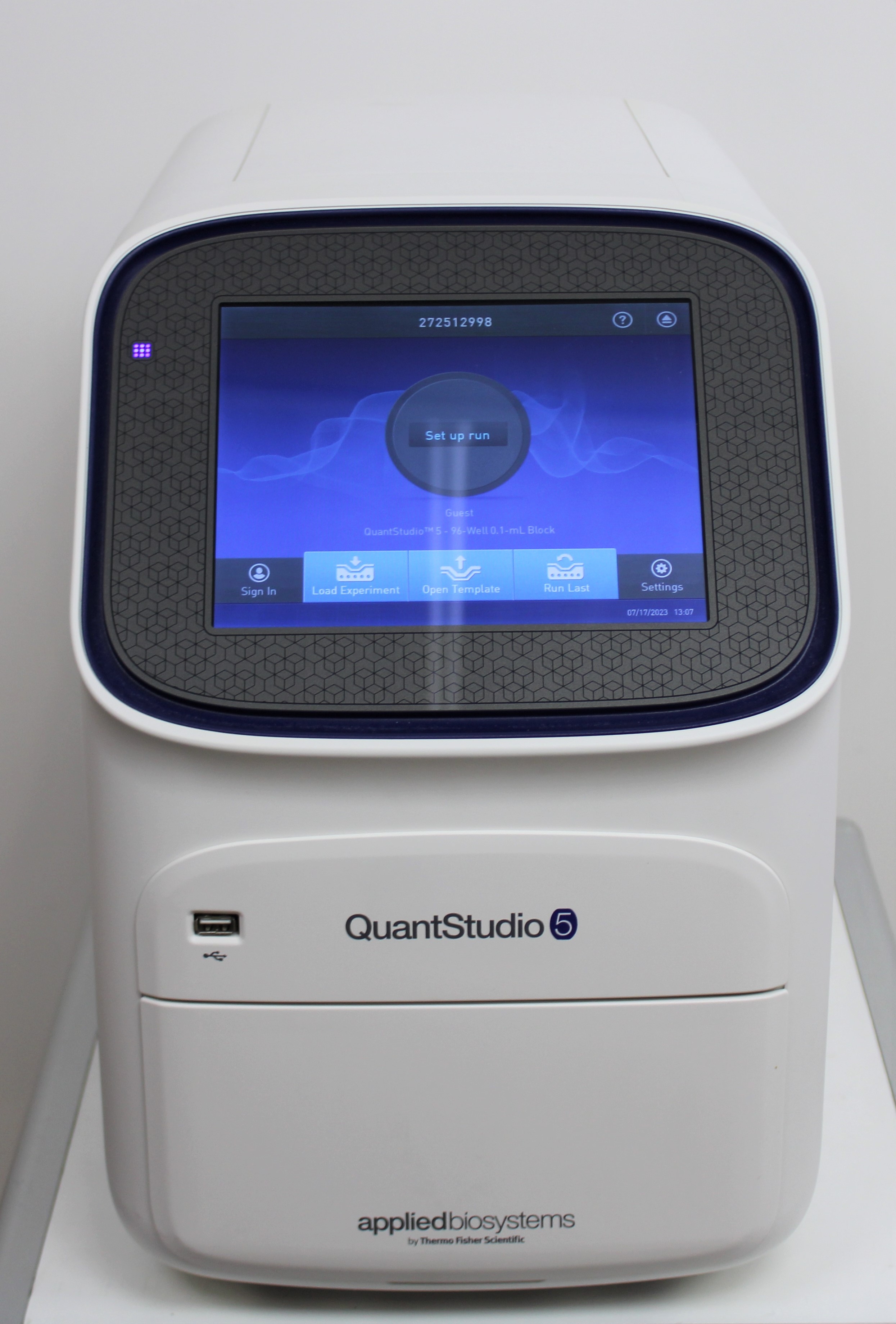 ABI QuantStudio 5 Real Time PCR System 96-well 230V 2021 Warranty