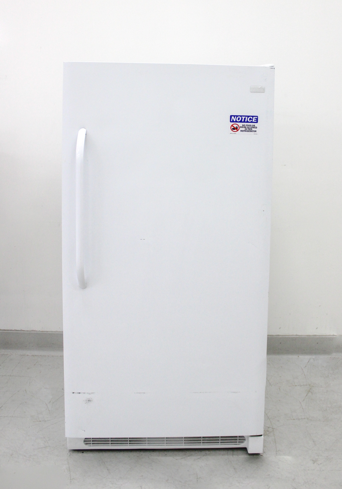 Frigidaire FFRU17B2QWD Refrigerator Lab Cold Storage 17 Cu Ft 120V