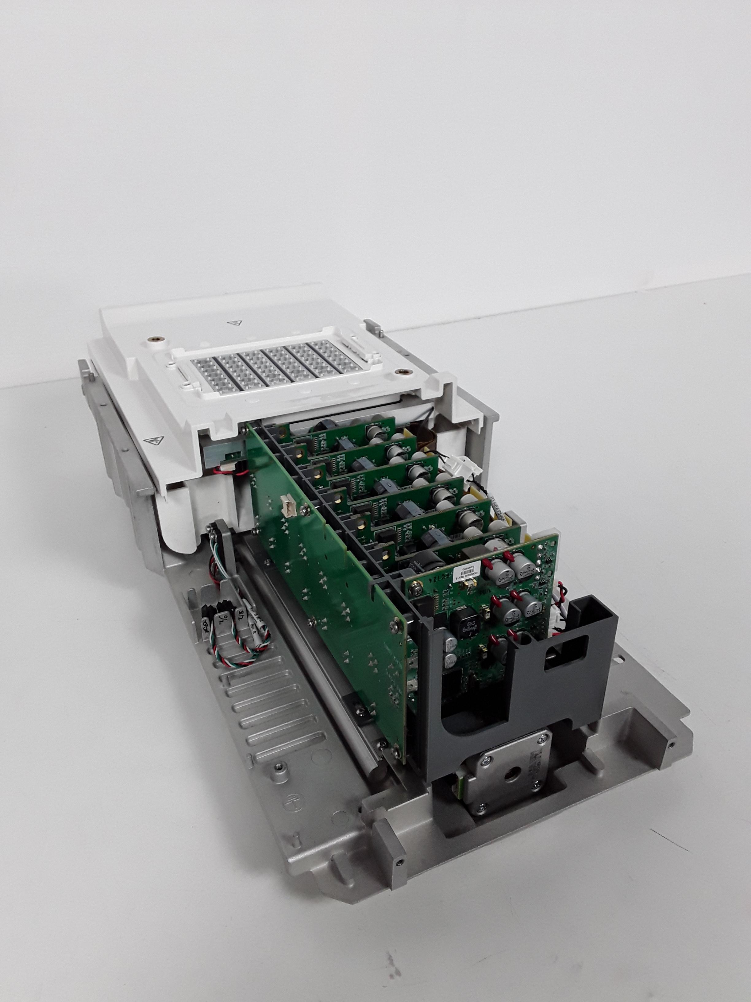 Applied Biosystems PCR Thermal Cycler - Service Assembly, Block Slide 96W0.1