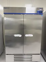 Fisherbrand GTFBG49FSSA Double Door Freezer, Excellent Condition, Includes Computer