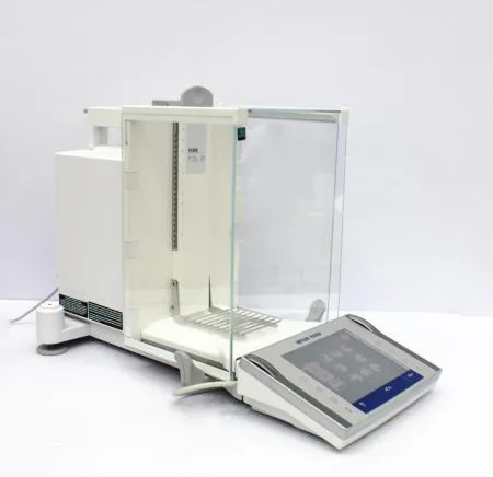 Mettler-Toledo XP205 Analytical Balance, E Condition, 120V, 50Hz/60Hz