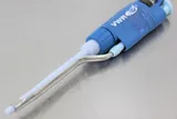 VWR Pipettor Single Channel 20-200uL Laboratory Autoclavable Precision Tool