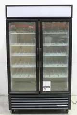 True GDM-43-HC~TSL01 Commercial Glass Door Merchandiser, 40.6 Cubic Feet