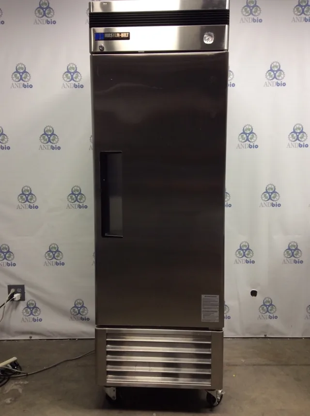 Master Bilt WCC-23SR Stainless Steel Upright Refrigerator with Shelves 115V