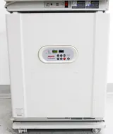 Sanyo MCO-20AIC CO2 Incubator Dual Stack 195L 50C 20% CO2 Control