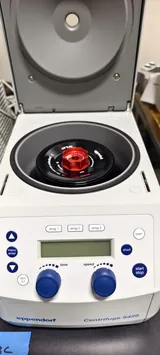 Eppendorf Centrifuge 5425 Centrifuge 