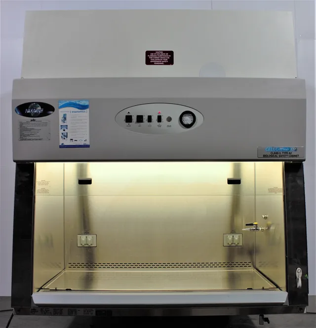 NuAire NU-475 Cellgard ES Class II A2 Biosafety Cabinet 120V