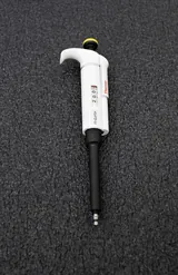 Thermo Scientific 20 - 200 ul F1-ClipTip Variable Volume Pipette Used