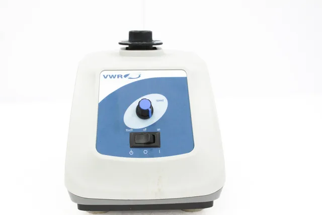 VWR Vortex Mixer 97043-562 Heavy-Duty Laboratory Shaker 300-3500 RPM