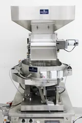 R-Tech Feeder 15-110AC-FC-B-H-CS Vibratory Bowl Feeder with Hopper