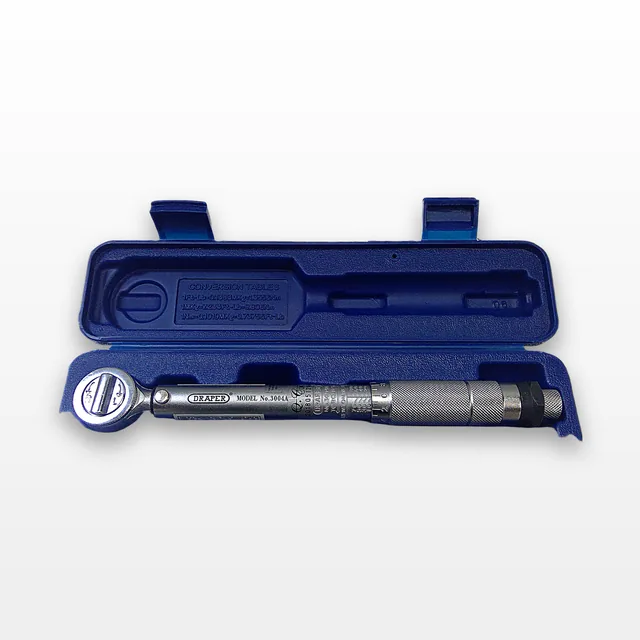 Draper 3004A 3/8 Torque Wrench, Reversible Ratchet Head, 10-80Nm Range