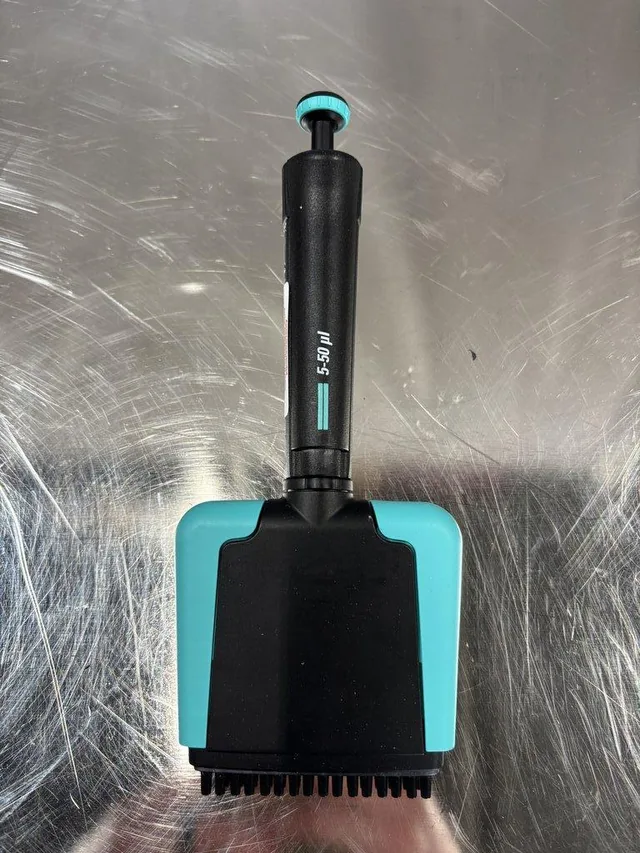 Thermo Scientific 4662090 Finnpipette F2 Pipette 5-50uL Good Condition