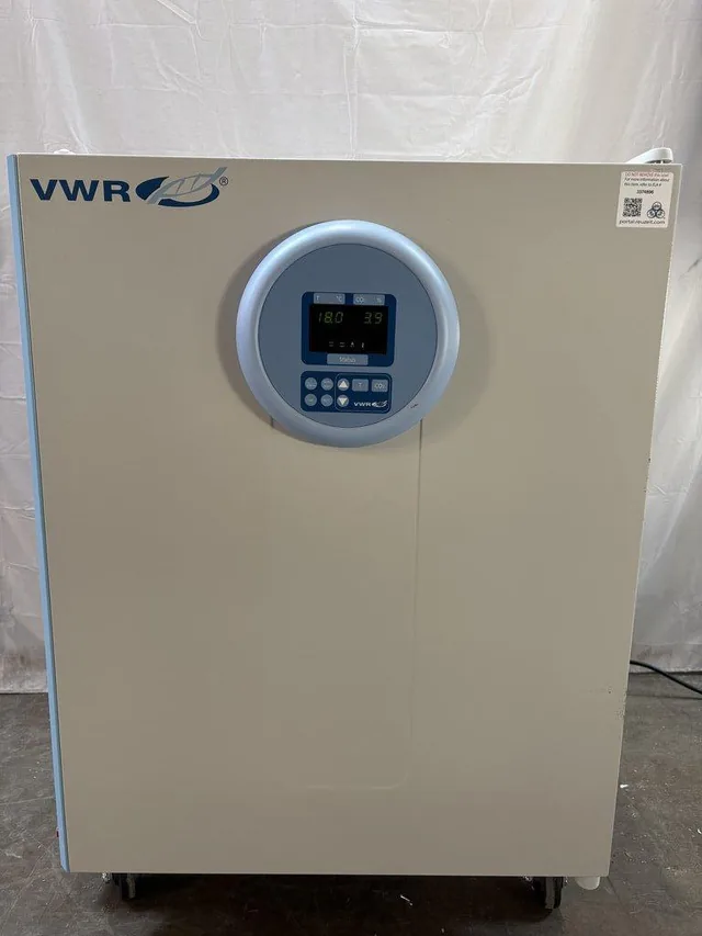 VWR CO2 Incubator Basic 10810-888 Air Jacketed, Good Condition