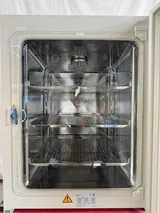 VWR CO2 Incubator Basic 10810-888 for Reliable Cell Culture Preservation
