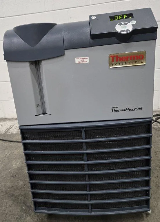 Thermo Scientific ThermoFlex 2500 Recirculating Chiller 2500W 5-40C T1 Pump