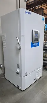 phcbi/Panasonic MDF-DU702VHA-PA Ultra-Low Temp Freezer -80C, 220V