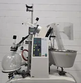 BUCHI Rotavapor R-220 Rotary Evaporator for Solvent Removal