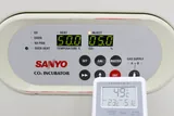 Sanyo MCO-20AIC CO2 Incubator Dual Stack 195L 50C 20% CO2 Control