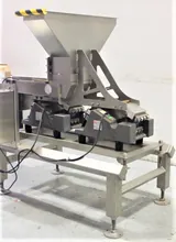 ERIEZ HD66B Vibratory Feeder 14,000 lb/hr w/ 38 in Trough Length, 5 in Height
