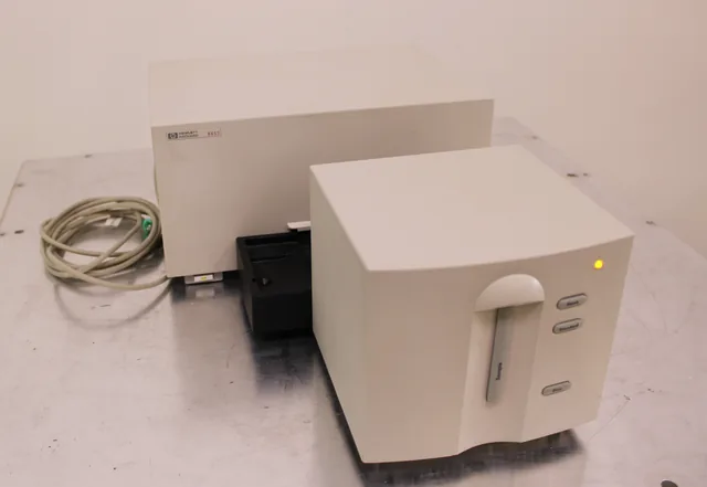 Hewlett Packard G1103A UV-Vis Spectrophotometer, 190-1100 nm, Used, 240V