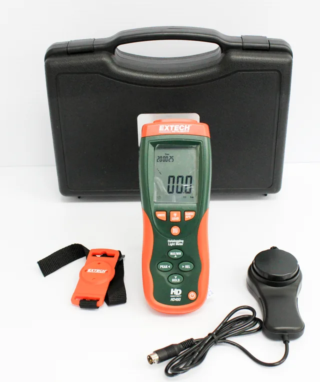 Extech HD450 Datalogging Light Meter with USB Port & Backlit Display