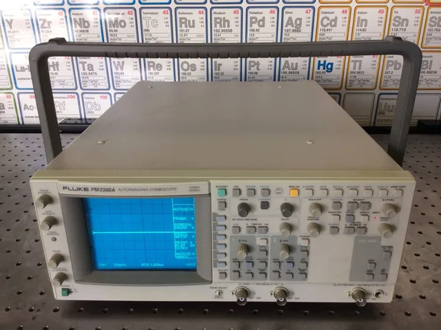 Fluke PM3380A Autoranging Combiscope - Oscilloscope Testing Device