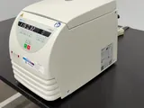 Fisher Scientific AccuSpin Micro 17R Laboratory Centrifuge 120V Cooling IVD