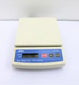A&D HL-400 Portable Compact Scale for Lab, Schools, 400g Capacity