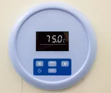 VWR Incubator Gr Con 2.6CF Gravity Convection, Ambient +5 to 75 C, Used