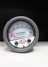 Dwyer A3000 Photohelic Pressure Switch 25 psi Used AS-IS