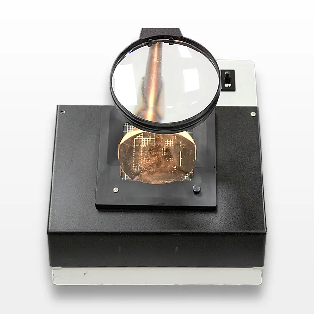 Reichert 3325 Darkfield Quebec Colony Counter with Glare-Free Illumination
