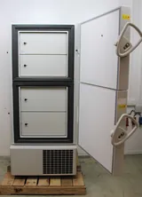 Thermo FORMA 900 SERIES 993 Ultra-Low Temperature Freezer, 490L Capacity