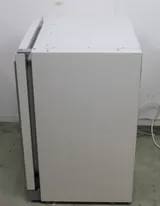 Kendro B12 Lab Incubator Ambient +5 to +70C 131L with 3 Shelves