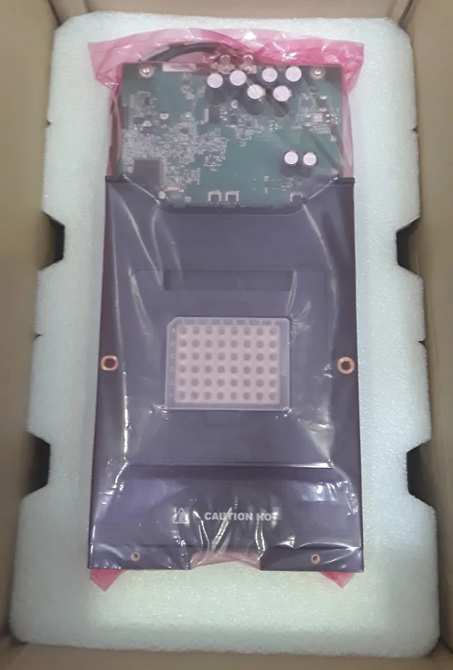 Applied Biosystems 4385586 ASSY TC 48 Well Laboratory Equipment