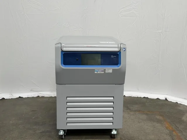 Thermo Fisher Scientific SORVALL X4RF PRO-MD Laboratory Centrifuge 120V