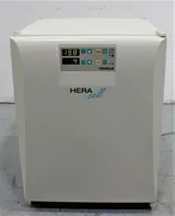Kendro HERAcell 51013669 CO2 Incubator 5.4 cu ft Air Jacketed 3C to 55C