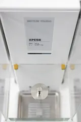 Mettler Toledo XPE56 Micro Balance 52g x 0.001mg with Autocalibration