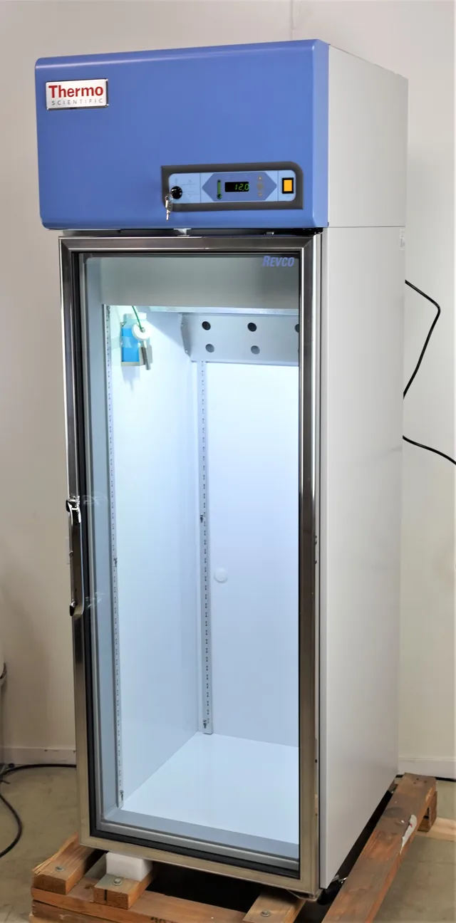 Thermo RGL1204V Lab Refrigerator 326L Capacity Glass Door High Performance