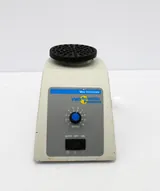 VWR Scientific Products Mini Vortexer, Variable Speed, Lab Mixer