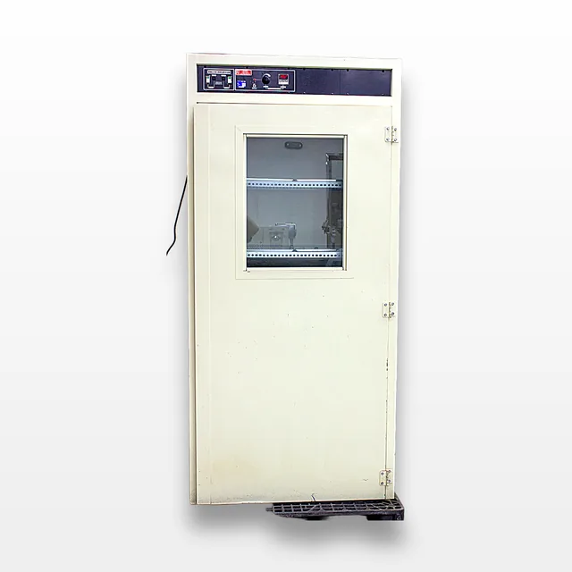 Bellco Glass Single Window Roll-In Incubator 40 cu ft, Temp Controller, Used