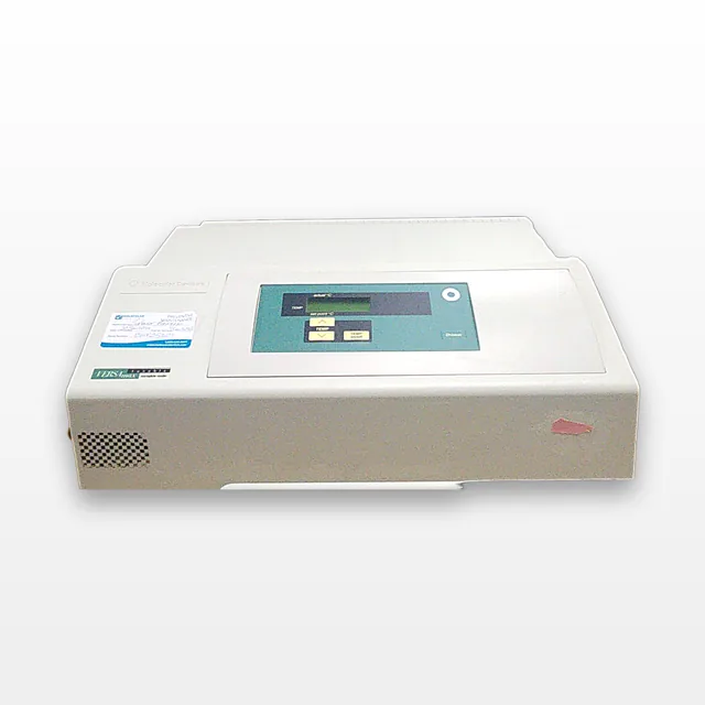 Molecular Devices VERSAMAX MICROPLATE READER 96-Well Absorbance