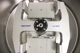 Eppendorf 5810 Centrifuge with A-2-MTP Rotor, 14,000 RPM