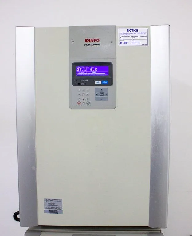 Sanyo MCO-19AIC CO2 Incubator, Precise Temp Control, 170L Capacity